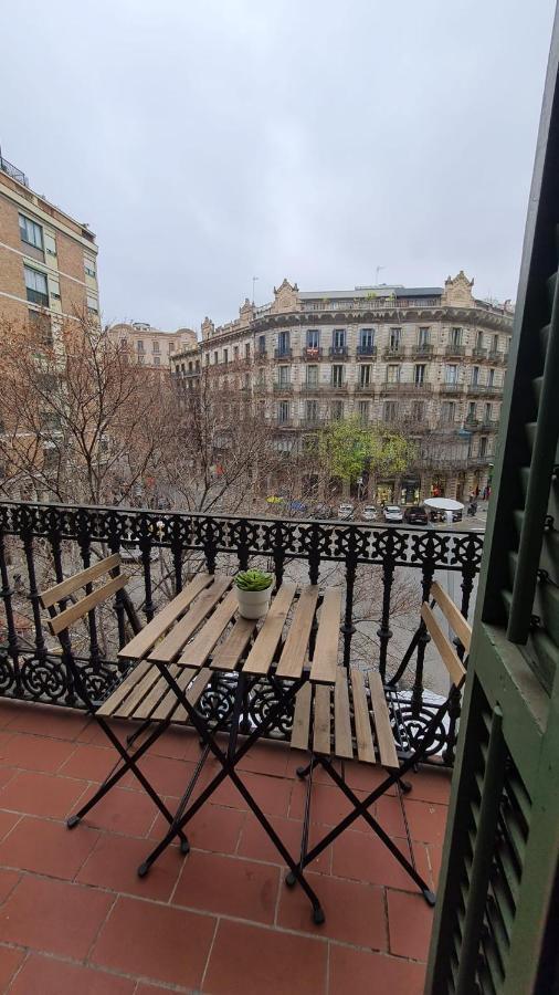 Hostal Eixample Barselona Dış mekan fotoğraf