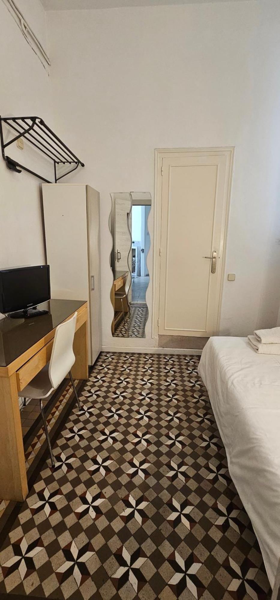 Hostal Eixample Barselona Dış mekan fotoğraf
