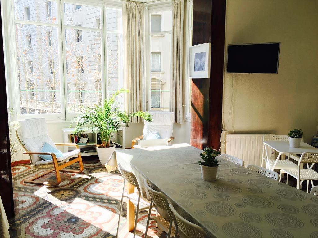 Hostal Eixample Barselona Dış mekan fotoğraf