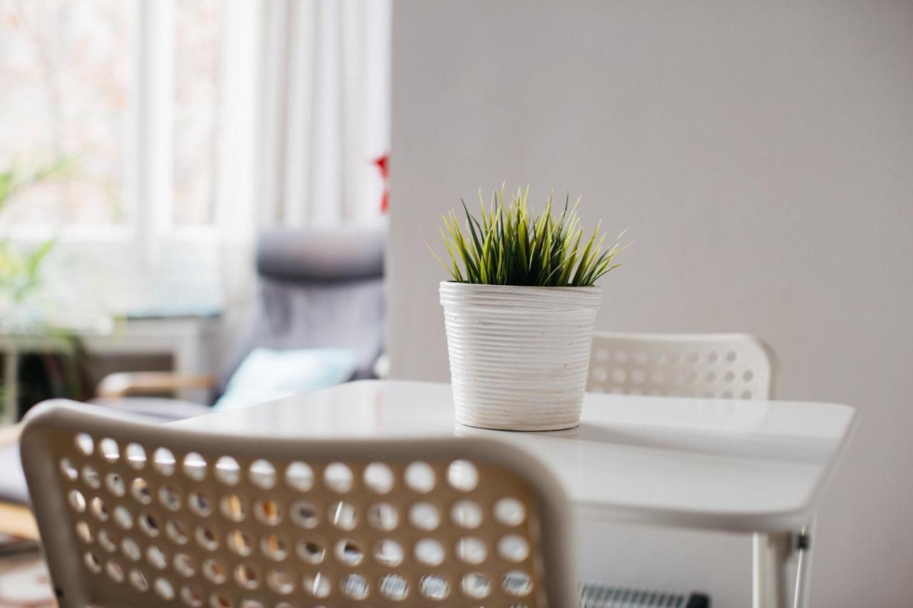 Hostal Eixample Barselona Dış mekan fotoğraf