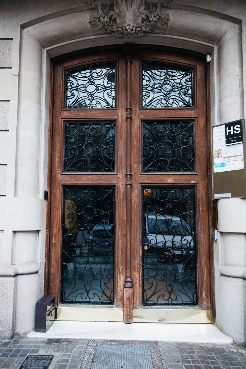 Hostal Eixample Barselona Dış mekan fotoğraf